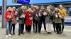 Gemeinsam verteilte die SPD Rosen am Schweinfurter Hauptbahnhof. Im Bild: SPD-Vorsitzende Marietta Eder, Hannah Scheuring, Landtagskandidat Stefan Rottmann, Christian Oeser, Marion Both, Holger Schmitt, MdB Markus Hümpfer, Roland Budz, Heike Joos, Stefan Adamski, Ute Eller und Jürgen Geist.