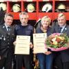 In Anerkennung ihrer jahrzehntelangen Verdienste für die Freiwillige Feuerwehr Veitshöchheim wurden Erwin Heim und seine Frau Ellen zu Ehrenmitgliedern ernannt. Das Foto zeigt (von links) den neu gewählten Ersten Kommandanten Florian Fischer, seinen Vorgänger Robert Röhm, Erwin und Ellen Heim, den Feuerwehrvereinsvorsitzenden Werner Hess und dessen Stellvertreter Udo Backmund.