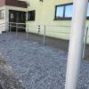 Momentan wirkt der Schotter an der Karolingerhalle trostlos. Das soll sich aber ändern.