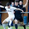 Derzeit punktgleich auf den Rängen fünf und sechs der Fußball-Landesliga – die DJK Schwebenried/Schwemmelsbach (rechts mit Lino Schramm) und der TSV Karlburg (links mit Jan Wabnitz).