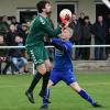 Kein Vorbeikommen: Torhüter Matthias Oppermann (links) von der SG Stadtlauringen/Ballingshausen ist in dieser Szene vor Hannes Bauer vom TSV Trappstadt am Ball.
