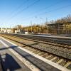 Am Morgen des Warnstreiks bleiben die Gleise am Haßfurter Bahnhof verwaist. 