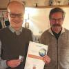 Schatzmeister Dieter Sauer wurde von Jürgen Werner für 25 Jahre ÖDP-Mitgliedschaft geehrt. Schatzmeister Dieter Sauer wurde von Jürgen Werner für 25 Jahre ÖDP-Mitgliedschaft geehrt.