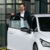 Nach der Aufregung um die gestiegenen Preise an den Ladesäulen beobachtet Autohändler Marcus Eisner als stellvertretender Obermeister der Kfz-Innung für Unterfranken, dass die Nachfrage nach Elektroautos nachgelassen hat.