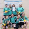 Für die Bomhard Schule spielten (von links) Johanna Oberndörfer, Neele Lassak, Daria Asmus und Sophie Himmelein sowie (vorne) Johanna Schmitt, Lara Weber, Jessica Marx und Victoria Kovac.