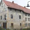 Das historische Anwesen in der Mühlenstraße von Heustreu ist inzwischen "herrenlos", welche juristischen Konsequenzen sich daraus ergeben, muss jetzt abgeklärt werden.