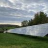 Aus einem Solarpark in Werneck sollen zwei Männer Solarmodule im Wert von mehr als 10.000 Euro gestohlen haben.