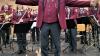 Zum letzten Mal dirigierte Stadtmusikmeister Walter Bortolotti das Osterkonzert der Stadtkapelle Ostheim. Mit dieser Geste wird er seinem Publikum in Erinnerung bleiben. Zum letzten Mal dirigierte Stadtmusikmeister Walter Bortolotti das Osterkonzert der Stadtkapelle Ostheim. Mit dieser Geste wird er seinem Publikum in Erinnerung bleiben.