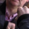 In Würzburg kam es zu einer Schlägerei zwischen einem Busfahrer und zwei Pkw-Insassen (Symbolfoto).
