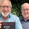 Autor Günter Huth (links) mit seinem neuesten Krimi „Posttraumata". Rechts Markus Reder, Geschäftsführer Echter Verlag.