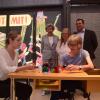 In der Ausstellung darf auch gebaut werden. Das Bild zeigt (von links) Carina Wolf (Volontärin), Schirmherrin Ingrid Knauf, Leihgeberin Manuela Kube, Marianne Greif (Knauf-Museum) und Museumsleiter Markus Mergenthaler. In der Ausstellung darf auch gebaut werden. Das Bild zeigt (von links) Carina Wolf (Volontärin), Schirmherrin Ingrid Knauf, Leihgeberin Manuela Kube, Marianne Greif (Knauf-Museum) und Museumsleiter Markus Mergenthaler.