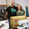 Service für Näh- und Stickmaschinen: Frank Hisserich arbeitet mit Christiane Wagner im Lohrer Stoffladen Habelt zusammen.