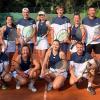 Damen 1 und Herren 1 der TGK: (hinten von link) Christopher Steege, Lisa Schätzlein, Benedikt Burlein, Katinka Theis, Tommes Brustmann, Hannah Gückel, Stefan Burlein, Sophie Steigleder, (vorne) Andreas Krischke, Paulina Bank, Johanna Gerasch, Nicolas Risch. Außerdem zum Einsatz kamen Julia Sarömba, Gabriele Brustmann, Björn Dietsch, Fabian Lehnert und Bastian Bank.