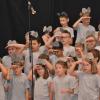 Mit Feuereifer und großem Spaß führten die Schüler und Schülerinnen der Irena-Sendler-Schule in Großbardorf das Kindermusical "Mats und die Wundersteine" auf.