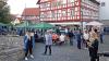Im Bild der Festplatz mit historischem Rathaus.