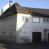 Abgebrochen wird dieses Haus in der Würzburger Straße 16 in Zellingen. Die Gemeinde wird einen Teil des Grundstücks kaufen, um den Gehweg verbreitern zu können.