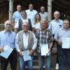 Der CSU-Ortsverband feierte sein 50-jähriges Bestehen. Im Bild, vorne von links: Ralf Gleichmann, Norbert Ott, Erich Handke, Ludwig Biener, Manfred Braterschofsky, Wolfgang Kunzmann. Zweite Reihe von links: Bürgermeister Hermann Niediek, Landtagskandidatin Juliane Demar, Bernd Schuler. Hinten von links: Landrat Thomas Habermann, Bürgermeister Alexander Bergmann, Altbürgermeister Wolfgang Borst.