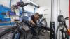 Sebastian Jokisch arbeitet schon das sechste Jahr in der Fahrradwerkstatt und ist spezialisiert auf E-Bikes. Sebastian Jokisch arbeitet schon das sechste Jahr in der Fahrradwerkstatt und ist spezialisiert auf E-Bikes.