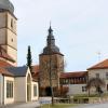 An der Heiligen Dreifaltigkeitskirche in Saal wurden erneut Fenster beschädigt. Nun wurde ein Siebenjähriger dabei beobachtet, als er Steine gegen ein Fenster geworfen haben soll.