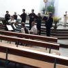 Auf dem Foto Teilnehmer songcraeft-art of singing, Leitung Rainer Aberle sowie Gruppe Wanderblech.
