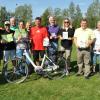 Grabfelder Fahrradtag: Bei der offiziellen Eröffnung des Grabfelder Fahrradtages waren dabei (von links); Marco Schmitt, Paula Breunig, Volker Starsetzki, Frank Röß, Udo Rost, Silvia Schmitt, Elke Merz, Jürgen Heusinger, Steffen Vogel, Petra Friedl, Josef Demar, Michael Hey und Gerd Jäger.