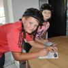 Vier Stationen müssen sie abfahren, dann nehmen sie an der Verlosung teil: Alexander und Annabell sind dabei. Vier Stationen müssen sie abfahren, dann nehmen sie an der Verlosung teil: Alexander und Annabell sind dabei.
