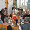 Spielenachmittag in der Adventszeit: bei Kaffee und Kuchen unterhalten sich die Besucherinnen und Besucher des Spielenachmittags, eines Angebotes der Nachbarschaftshilfe Gernach. (Archivfoto) Spielenachmittag in der Adventszeit: bei Kaffee und Kuchen unterhalten sich die Besucherinnen und Besucher des Spielenachmittags, eines Angebotes der Nachbarschaftshilfe Gernach. (Archivfoto)