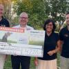 Der Erlös von 4220 Euro des von Elektro-Zink aus Gerolzhofen ausgerichteten Golfturniers in Geiselwind ging an das Caritas-Sozialzentrum Steigerwald. Im Bild (von links) Thomas Zink, Günter Iff, Gertrud Kreuzinger vom Vorstand des Sozialzentrums und Martin Zink.