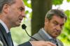 Hat CSU-Chef Markus Söders (rechts) Doppel-Auftritt im Steigerwald in dieser Woche vor allem mit dem Freie-Wähler-Chef zu tun? Hubert Aiwanger könnte jüngst im Steigerwald einen Wahlkampfbesuch jedenfalls für sich als Erfolg verbuchen (Archivbild).