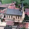 Aus dem nördlichen Teil des ehemaligen Fruchtspeichers zum Schloss Werneck wurde 1856 die katholische Pfarrkirche gebaut. Sie ist mittlerweile abgerissen, dort liegt jetzt der Balthasar-Neumann-Platz. Aus dem nördlichen Teil des ehemaligen Fruchtspeichers zum Schloss Werneck wurde 1856 die katholische Pfarrkirche gebaut. Sie ist mittlerweile abgerissen, dort liegt jetzt der Balthasar-Neumann-Platz.