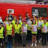 Kinder- und Jugendfeuerwehr zusammen mit den Betreuern Tina Albert und Kevin Williams.