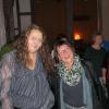 "Die Rathaushalle ist die beste Location", waren sich die beiden Freundinnen Kathrin Hartmann (links) und Monika Schubert-Kraus (rechts) einig. "Die Rathaushalle ist die beste Location", waren sich die beiden Freundinnen Kathrin Hartmann (links) und Monika Schubert-Kraus (rechts) einig.