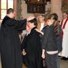 Dekan Karl-Uwe Rasp vollzog die Einsegnung der neuen Ostheimer Seelsorger. Dekan Karl-Uwe Rasp vollzog die Einsegnung der neuen Ostheimer Seelsorger.