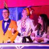 Auch in diesem Jahr lädt die Faschingsgesellschaft Versbach vor jeder Abendsitzung zu einer Galaprunksitzung mit Musik, Tanz, Büttenreden, Speis und Trank in der Pleichachtalhalle in Versbach ein.