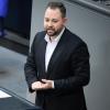 In einem offenen Brief an den Schweinfurter Oberbürgermeister und Aufsichtsratsvorsitzenden der Stadtwerke, Sebastian Remelé, übt SPD-Bundestagsabgeordneter Markus Hümpfer harte Kritik. Die richtet sich gegen ein Schreiben der Stadtwerke, in dem diese die Bundesregierung für die Erhöhung der Strompreise verantwortlich machen.