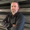 Thorsten Schlotter in der Werkstatt seines Metallbau-Unternehmens in Eltingshausen. Thorsten Schlotter in der Werkstatt seines Metallbau-Unternehmens in Eltingshausen.
