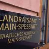 Das Landratsamt des Landkreises Main-Spessart am Marktplatz in Karlstadt.