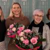 Amelie Witt (links) und Ulrike Witt (rechts) ehrten Jessica Bischoff (zweite von links) und Lena Tausch (zweite von rechts).