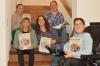 Das Vhs-Team präsentiert das neue Programmheft: Sabine Banuelos (von links), Daniela Hock, Christina Brune, Svetlana Demidovich und Marie Anderlohr. Das Vhs-Team präsentiert das neue Programmheft: Sabine Banuelos (von links), Daniela Hock, Christina Brune, Svetlana Demidovich und Marie Anderlohr.