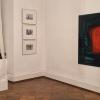 Blick in die Ausstellung „Mensch & Raum“ mit Arbeiten der zum Kunstpreis 2022 nominierten Künstlerinnen Johanna Barth, Margit Schuler und Christine Gruber.