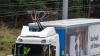 Auf der Teststrecke auf der A5 fährt ein Test-Lastwagen mit Strom aus der Oberleitung. Auf der Teststrecke auf der A5 fährt ein Test-Lastwagen mit Strom aus der Oberleitung.