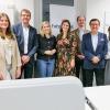 Die Grußrednerinnen und Grußredner der offiziellen Denkschmiede-Eröffnung zusammen mit dem Futurelabs-Team.