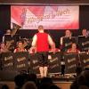 Die Blaskapelle klingend-blech tritt in der Stadthalle Bad Neustadt auf.
