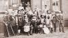 Fasching in alten Zeiten: Das Foto aus der Zeit um 1890 entstand in Mädelhofen. 