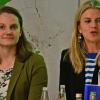 Nadine Hofmann (rechts) und Ann-Kathrin Murphy sind Klimaschutzmanagerinnen und wollen Grünsfeld in die Energieneutralität führen.
