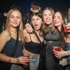 Zahlreiche junge Leute feiern am Samstag 24.02.24 den Powerday im Airport in Würzburg.