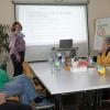 Vor kleinem Publikum sprach Stefanie Heßdörfer vom Mehrgenerationenhaus Binsfeld über die Situation pflegender Angehöriger.