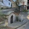 Das Areal rund um den Bischofsbrunnen wird bei der Dorferneuerung neugestaltet.