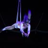 Akrobatik unter der Zeltkuppel des Circus Romantice, der in Sandberg gastiert.