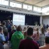 Begrüßung in der Aula des Gymnasiums durch den Schulleiter.